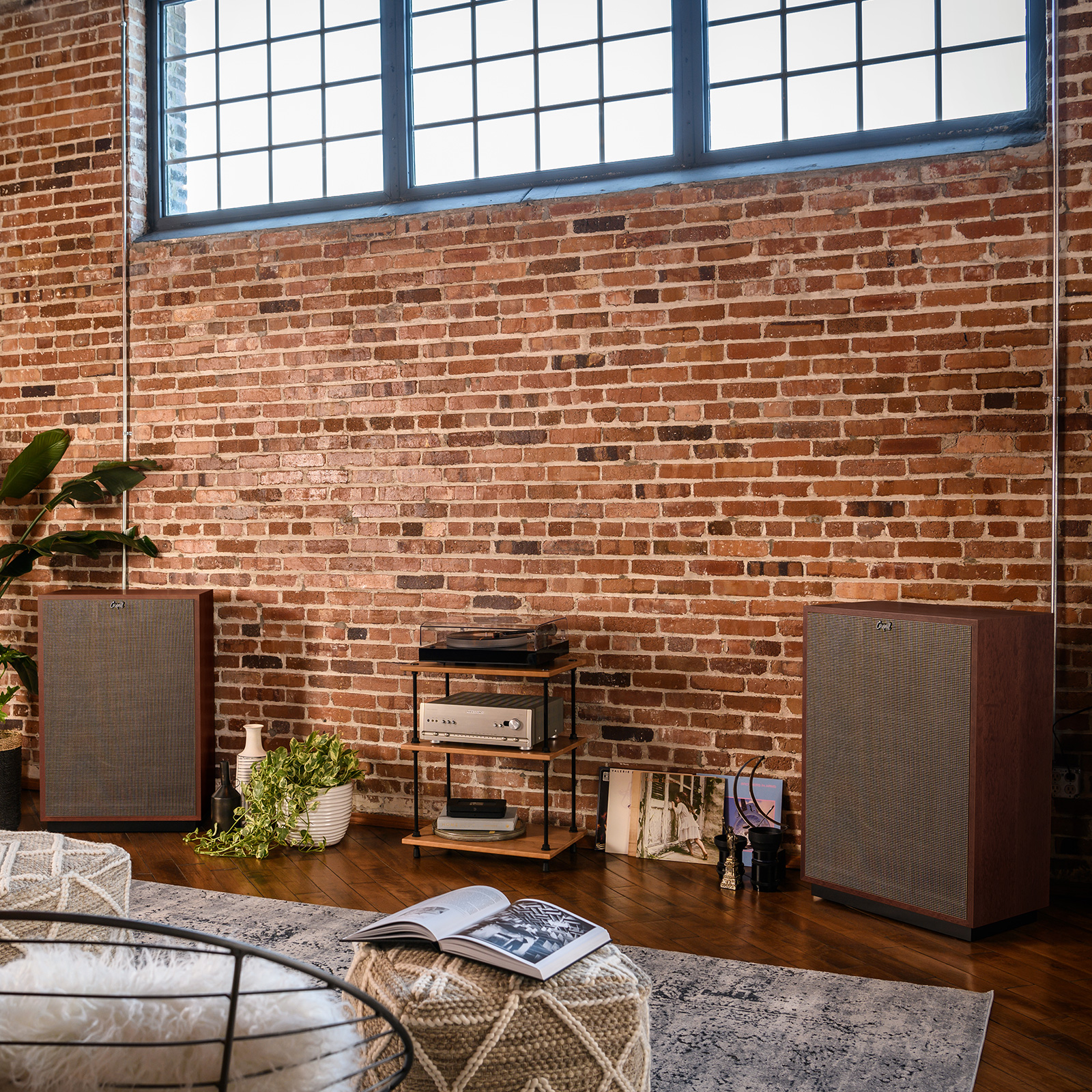 Lifestyle of Klipsch Heritage Cornwall IV Floorstanding Speaker 