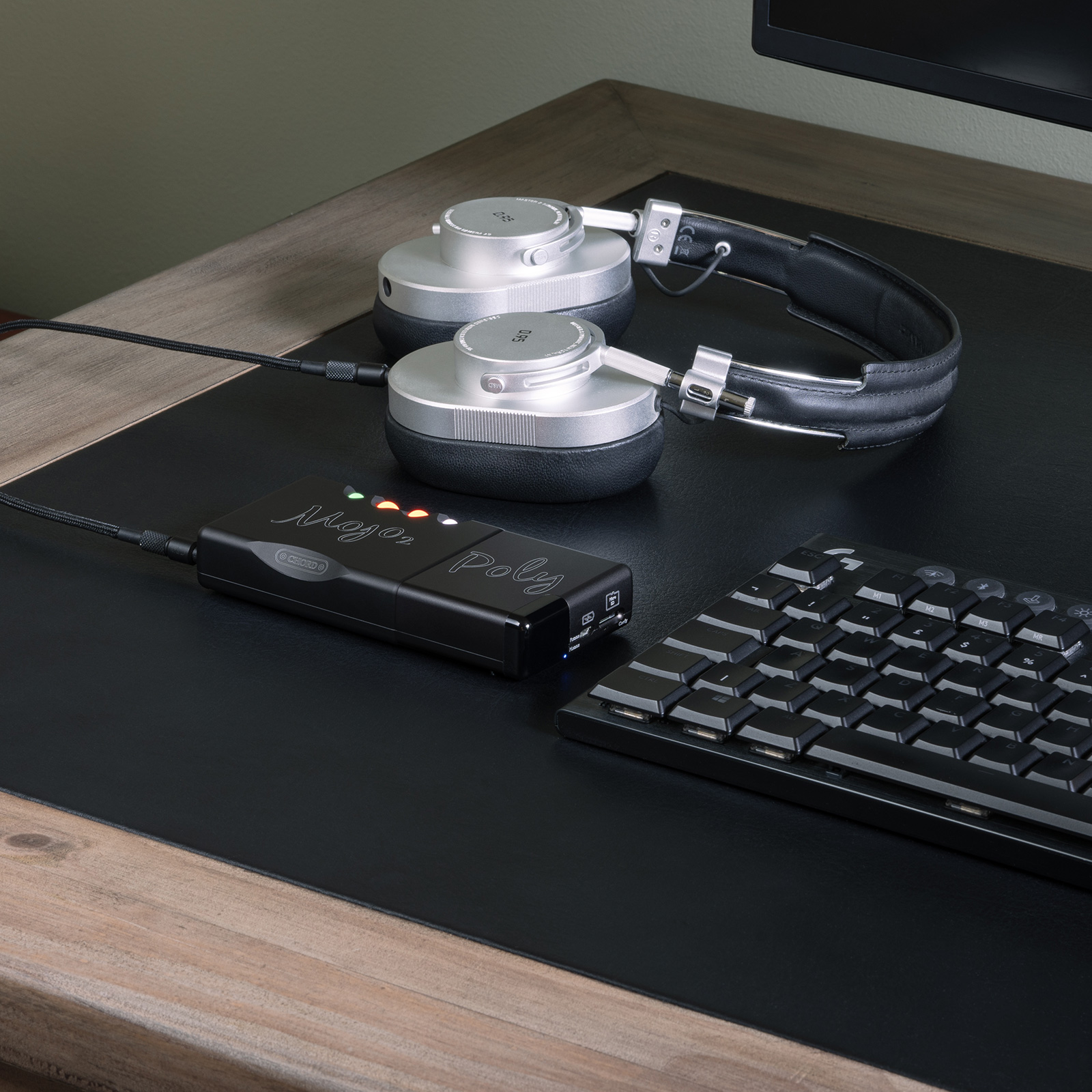 Lifestyle of Chord Mojo 2 (Gen 2) Portable DAC and Headphone Amplifier