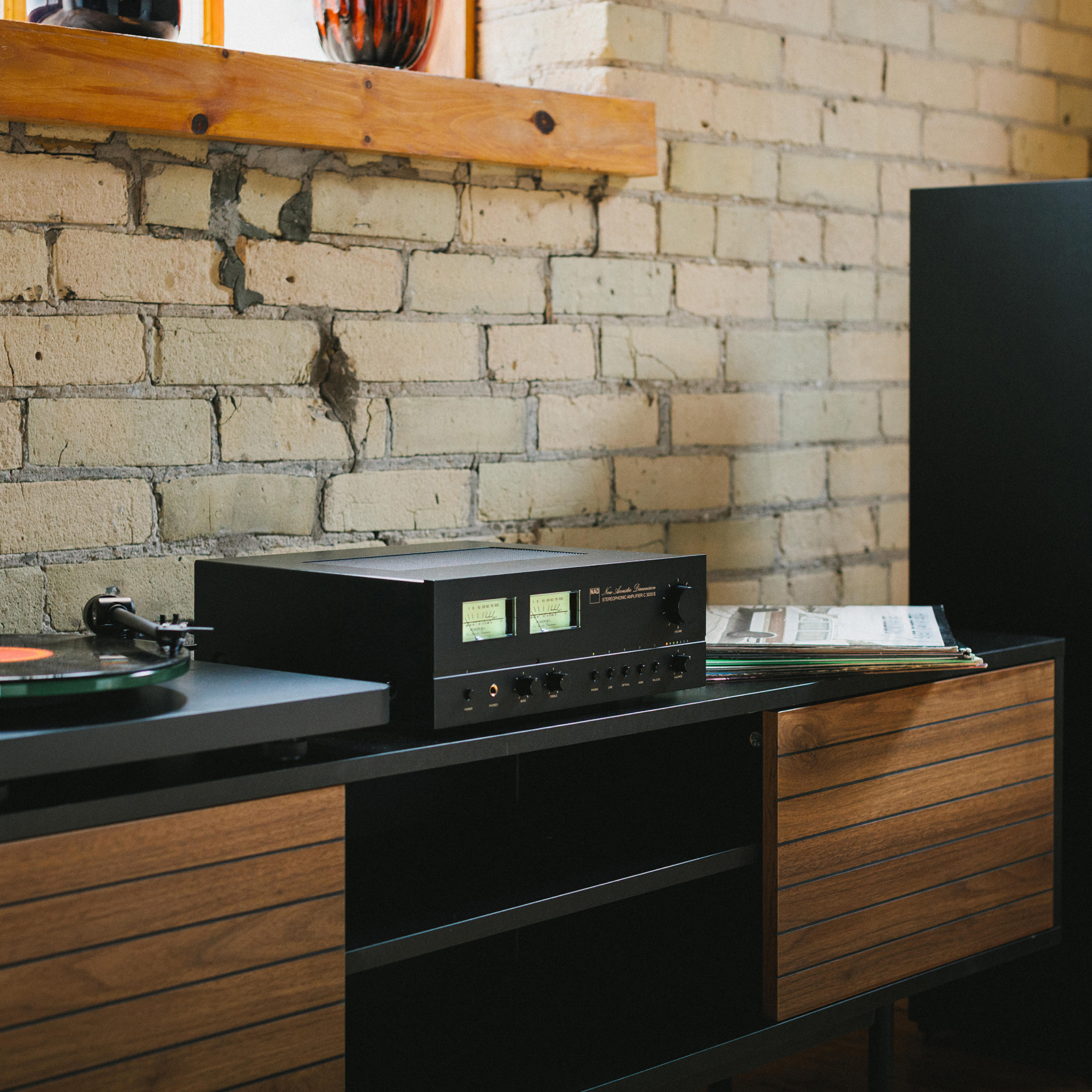 Lifestyle of NAD C 3030S Integrated Amplifier with BluOS Streaming