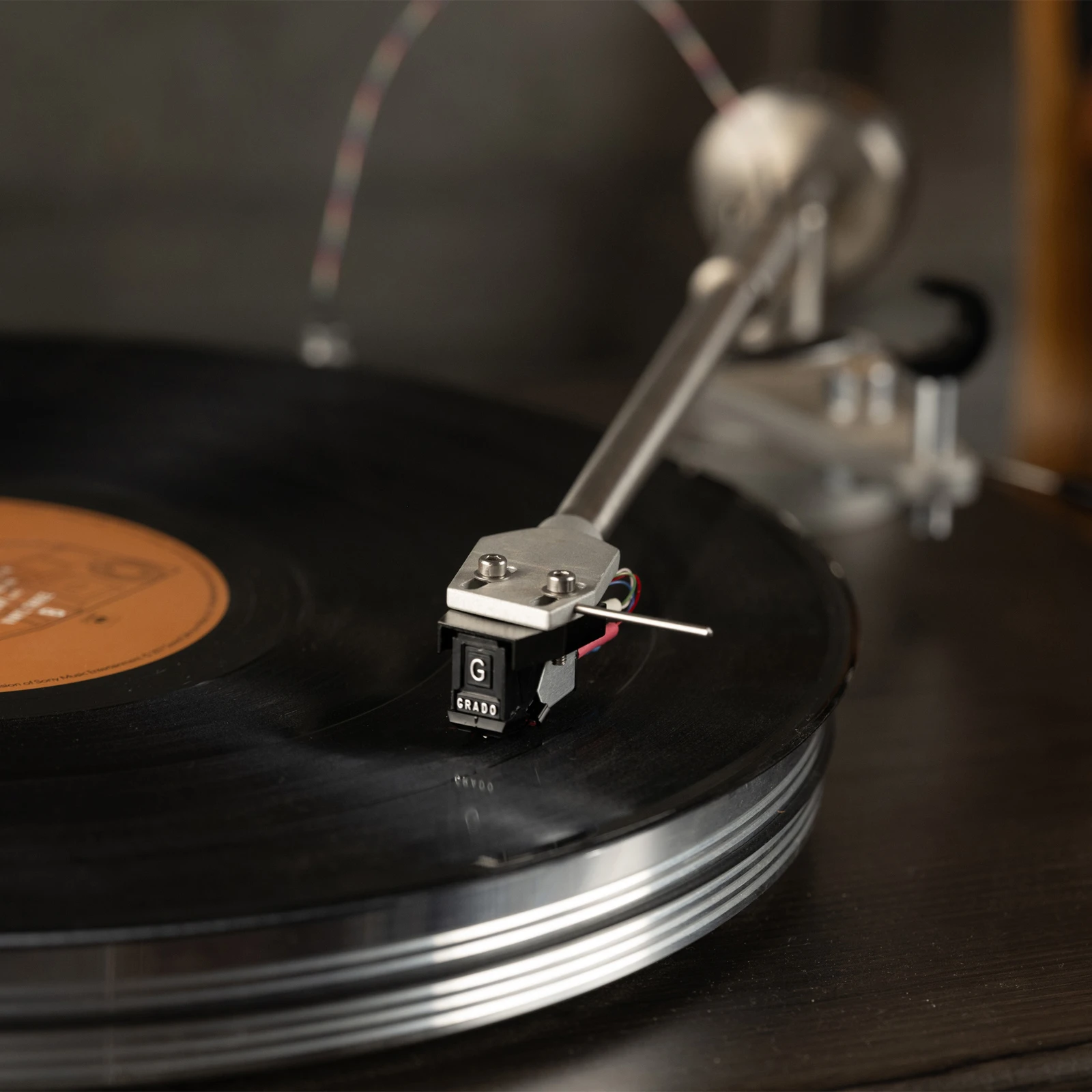 Grado Red4 P-Mount cartridge installed in a T4P tonearm slot, stylus guard removed