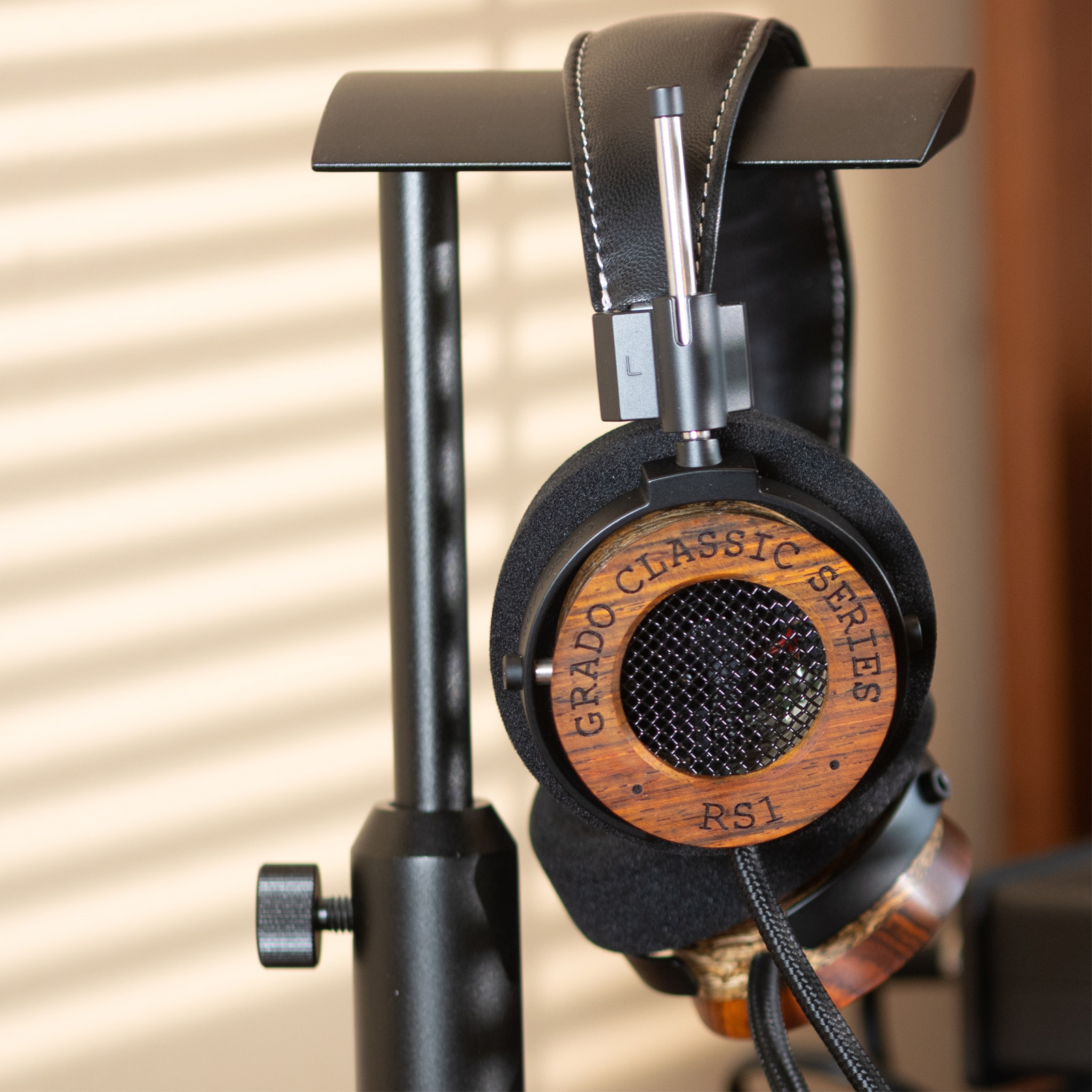 Grado RS1 Classic headphones on a headphone stand