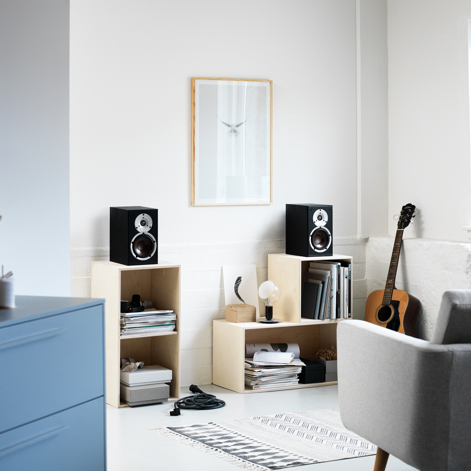 Full display of DALI SPEKTOR 2 Bookshelf Speakers