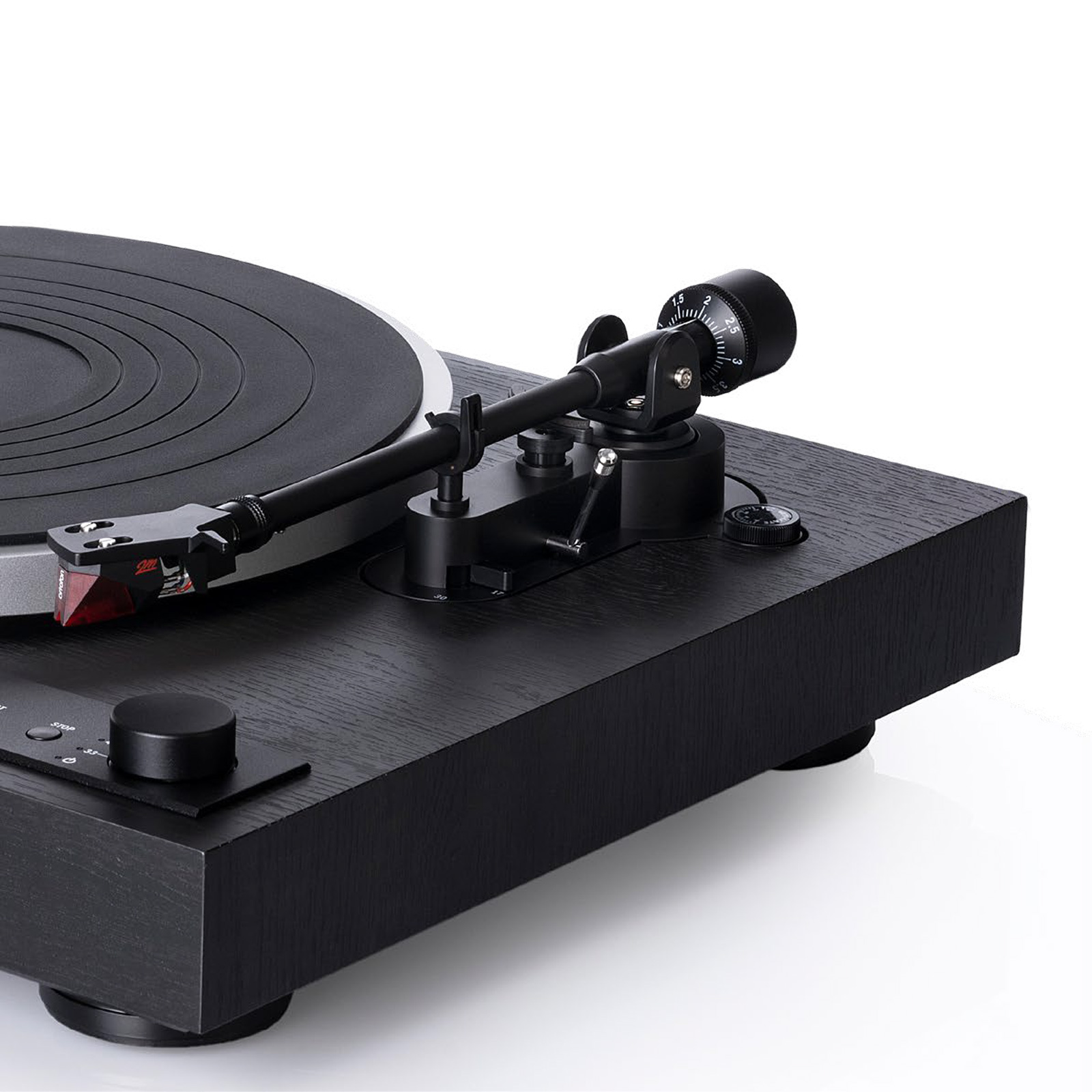 Detail view of the Dual CS 429 Fully Automatic 3-Speed Turntable 