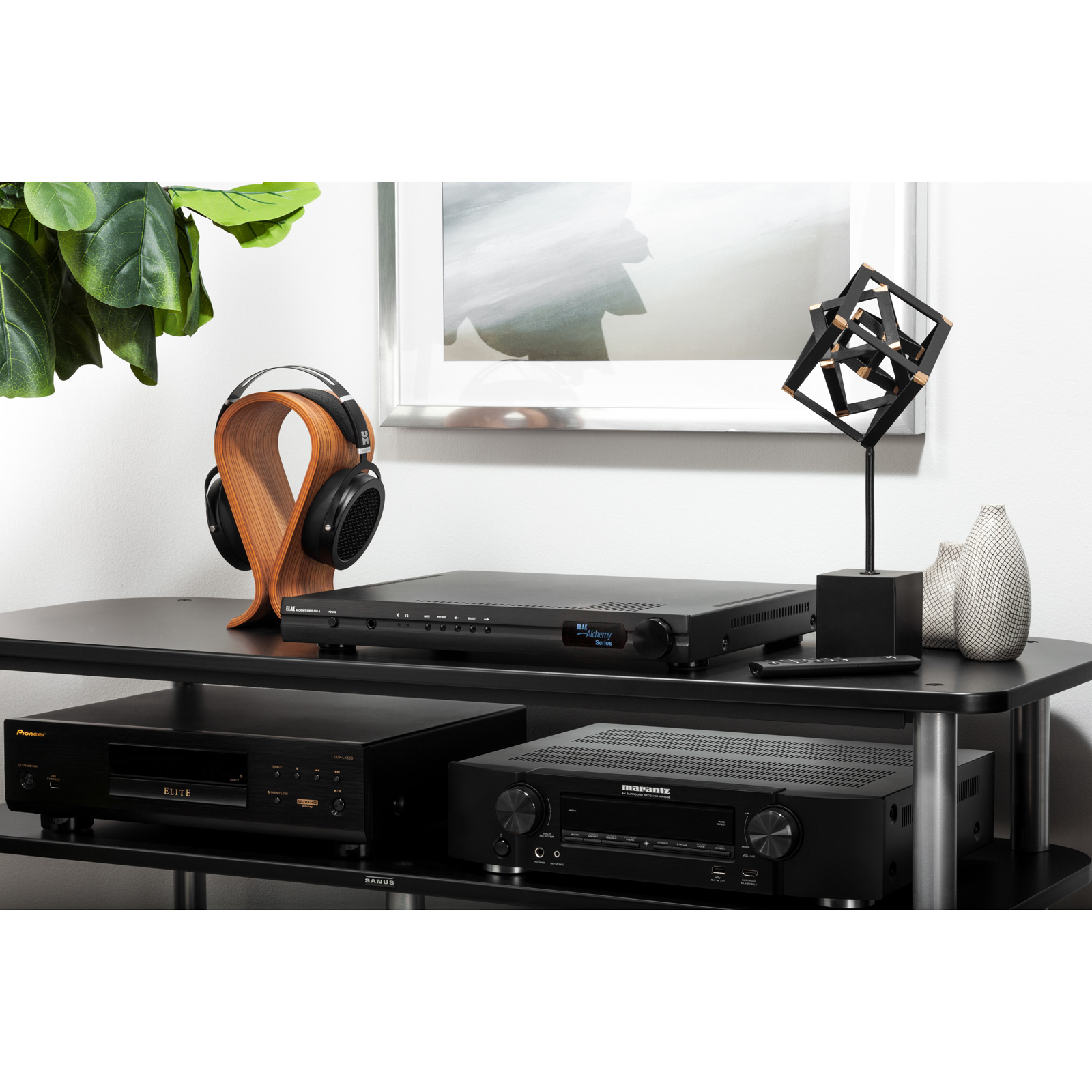 ELAC Alchemy DDP-2 Preamplifier with DAC & Streamer - Thumbnail 4