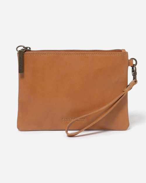 Cassie Clutch Classic - Almond