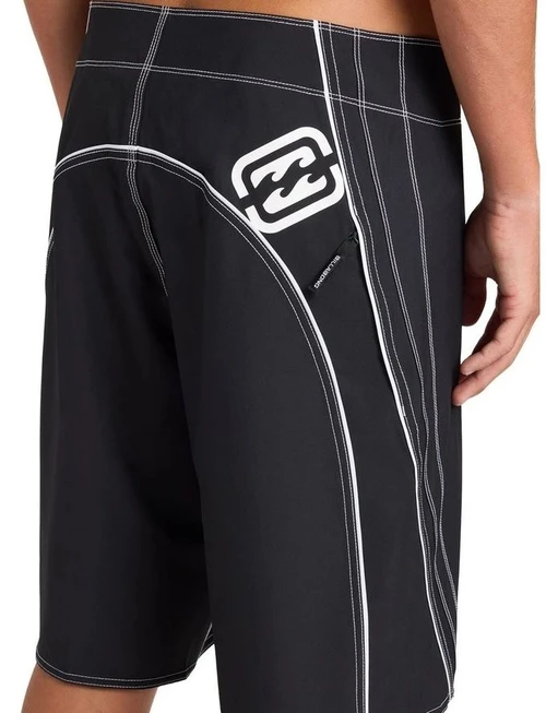 Fluid 2K Pro 21" Boardshorts - Black