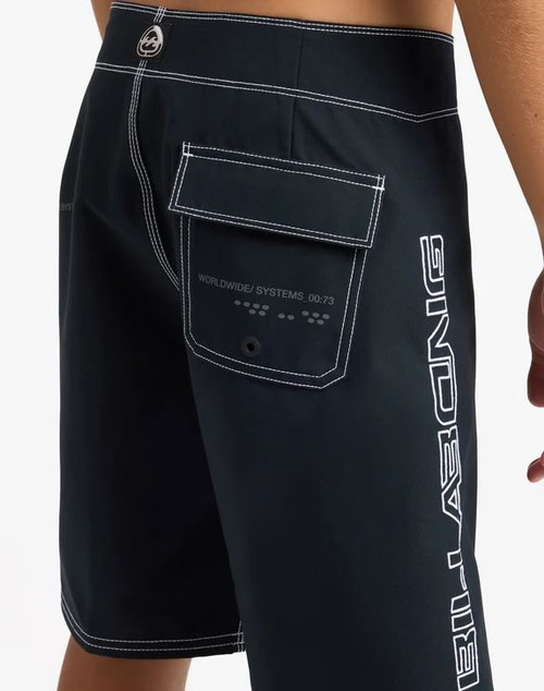 Spec 73 Pulse OG 17" Boardshorts - Off Black