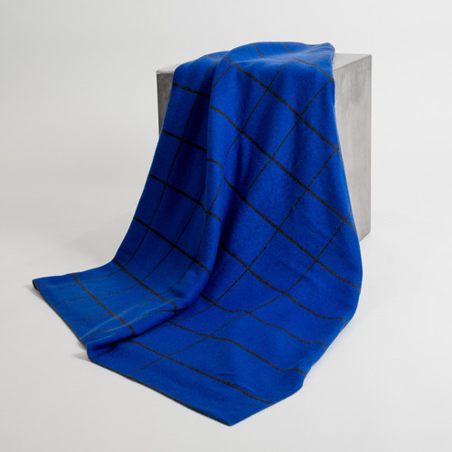 Tartan Royal Blue Knit Throw
