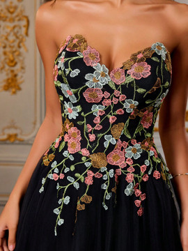 Astrid Gown - Black