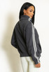 Striped Sleeve Pankou Closure Jacket