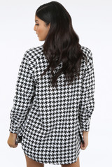 Oversized Dog Tooth Print Shacket