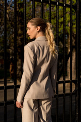 Single Button Textured Blazer