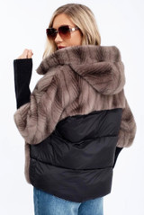  Faux Fur Hooded Puffer Jacket 