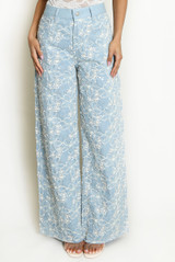 Floral Embroidered Light Wash Jeans