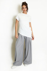 Asymmetric Hem Round Neck T-Shirt