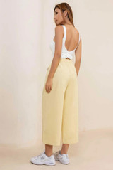 Cross Over Back Performance Vest