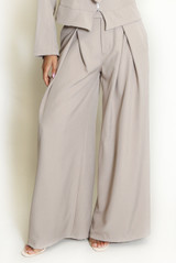 Pleated Wide Leg Flowing Trouser