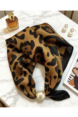 Leopard Print Pearl Clasp Neck Scarf