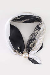 Two Tone Print Pearl Clasp Neck Scarf 