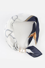 Printed Pearl Clasp Neck Scarf 
