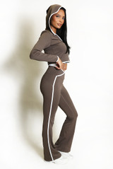 Contrast Lining Vest Zipper and Flare Leggings Set
