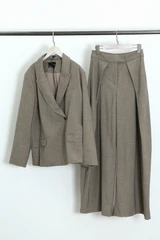 Oversized Structured Blazer with Drape Pleated Trouser
