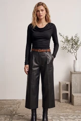 Boat Neck Long Sleeve Top