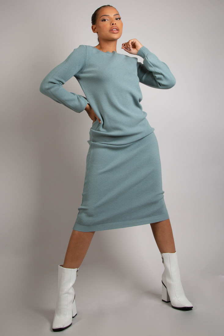 Fine Knit Round Neck Midi Dress