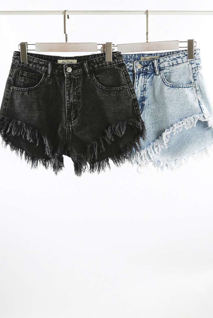 Frayed Hem Acid Wash Denim Shorts