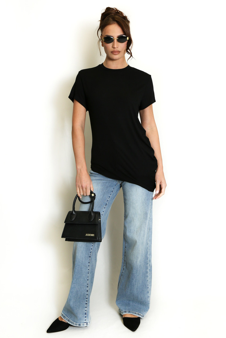 Asymmetric Hem Round Neck T-Shirt