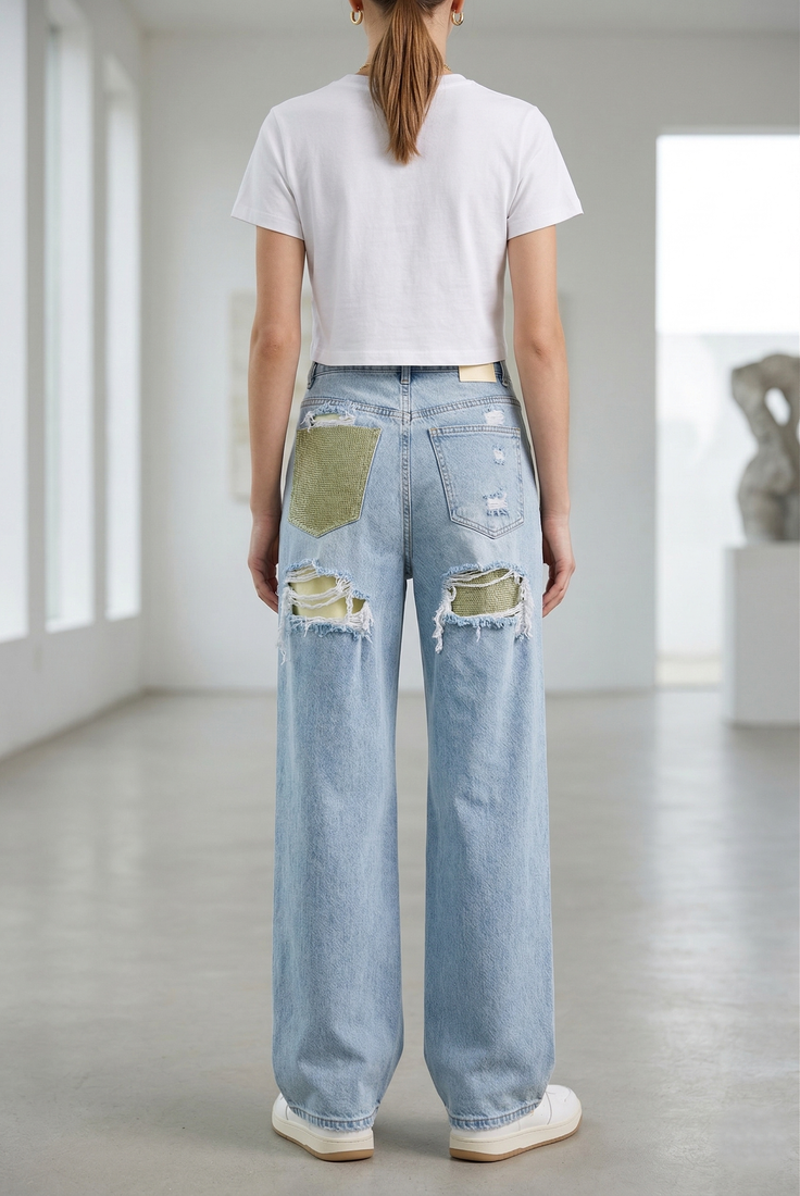 Dad Fit Patch Detail Jeans