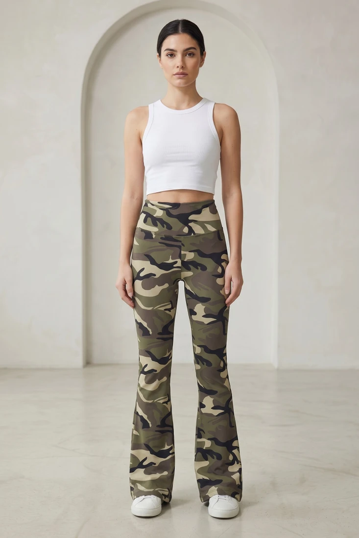 Camouflaged Flare Leggings