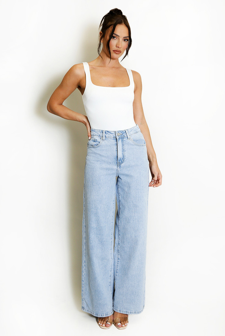 Washed Wide Leg Dad Fit Jeans