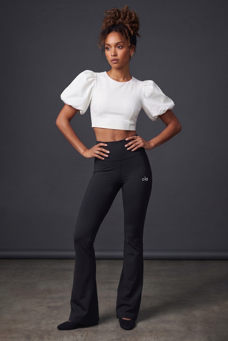 Ola High-Waist Seamless Flare Legging
