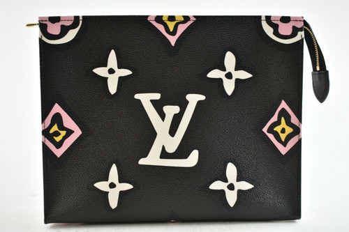 Louis Vuitton Wild At Heart Toiletry Pouch 26 Black White Pink Logo Clutch Bag