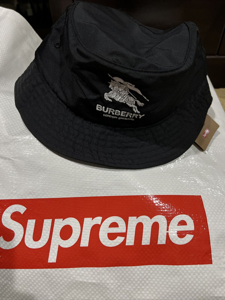 SUPREME BURBERRY CRUSHER - BLACK - SS22 IN HAND SHIPS ASAP