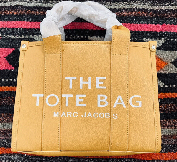 Marc Jacobs The Tote Bag mini Leather mustard Yellow New NWT W Dust Bag