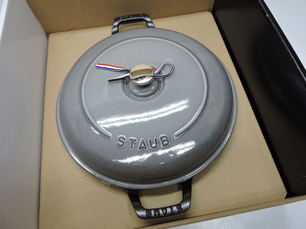 Staub Cast Iron 3.5-qt Braiser - Graphite Grey, Made in France - NEW IN BOX