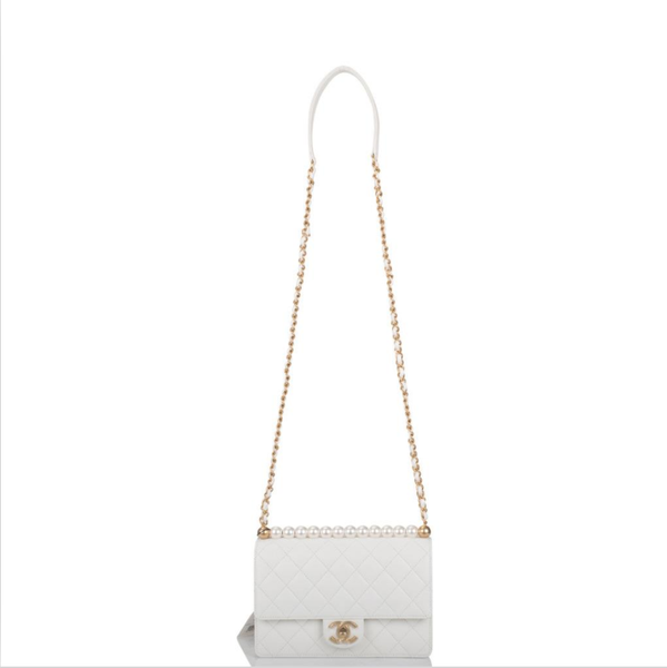 Chanel Imitation Pearl White Goatskin Flap Bag Antique Gold Hardware