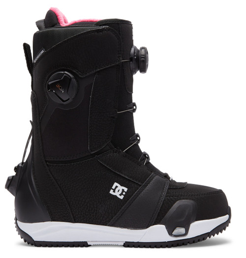 DC Lotus Step On Snow Boots 2023 Womens in Black White Black