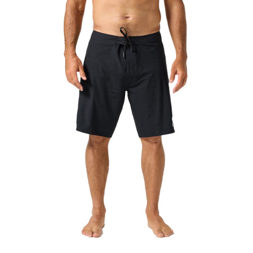 Rivvia Frequency 21in Trunk Boardshort Mens in Black Blue