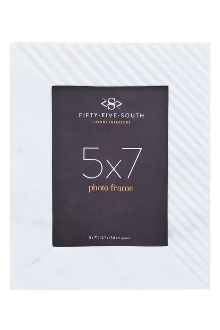 Oxana Large Ribbed White Marble 5In X 7In Photo Frame