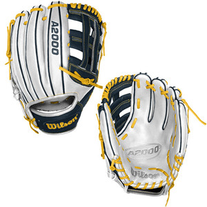 Wilson January 2017 Glove of the Month 11.5" PP05 Model