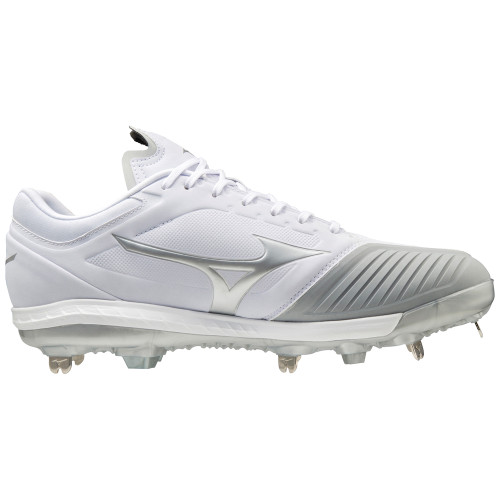 mizuno softball cleats white