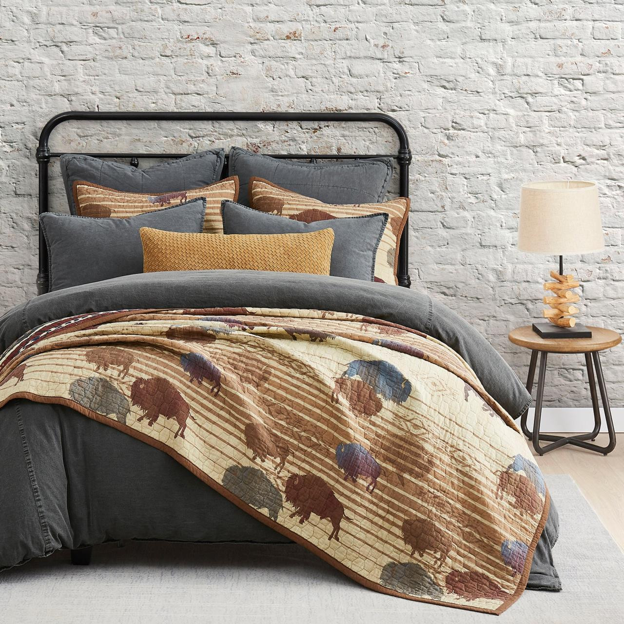 HiEnd Accents Home on the Range Quilt