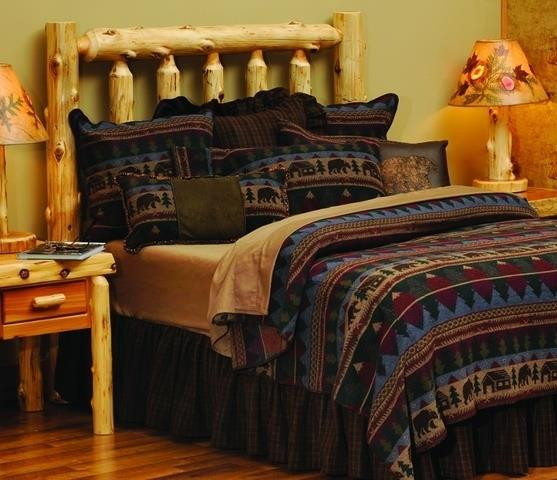 Wooded River Cabin Bear Bedspread - Thumbnail 2