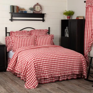 Annie Buffalo Red Quilt Collection -