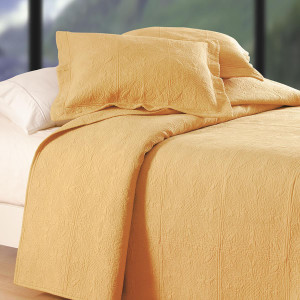 Cornsilk Matelasse Quilt Collection -