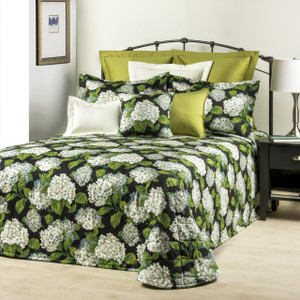 Hydrangea Onyx Bedspread - 013864125512