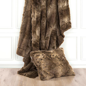 Oversized Wolf Throw - 819652021406